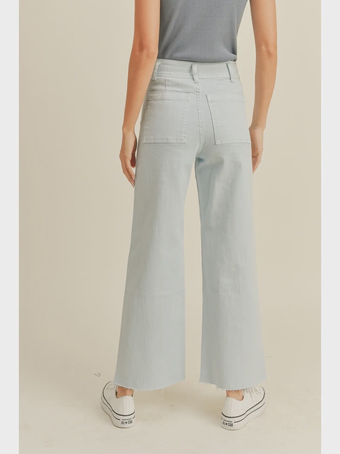 Straight, Wide Leg Denim Pants in Lt. Blue, Size: Small