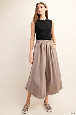 Soft Loose Fit Pants in Olive