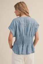 Linen Short Sleevel Pleated Shirt in Lt. Denim