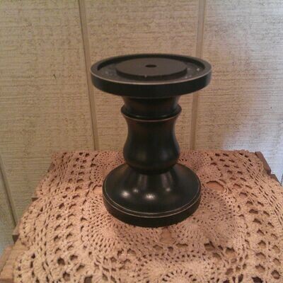 Black Wireless Pedestal