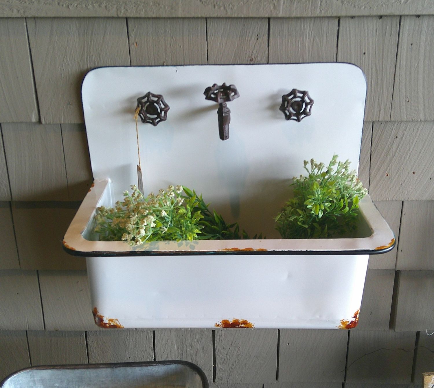 Large Wall Basin Planter