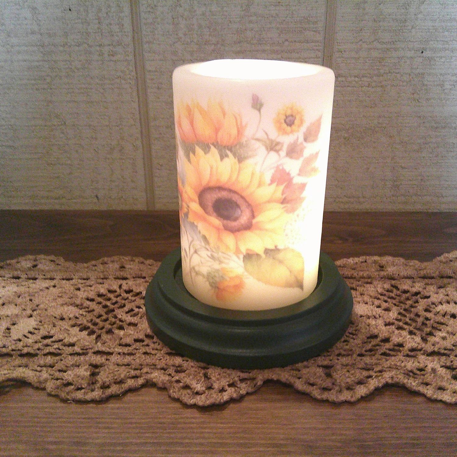 Sunflower Cluster Antique Vanilla