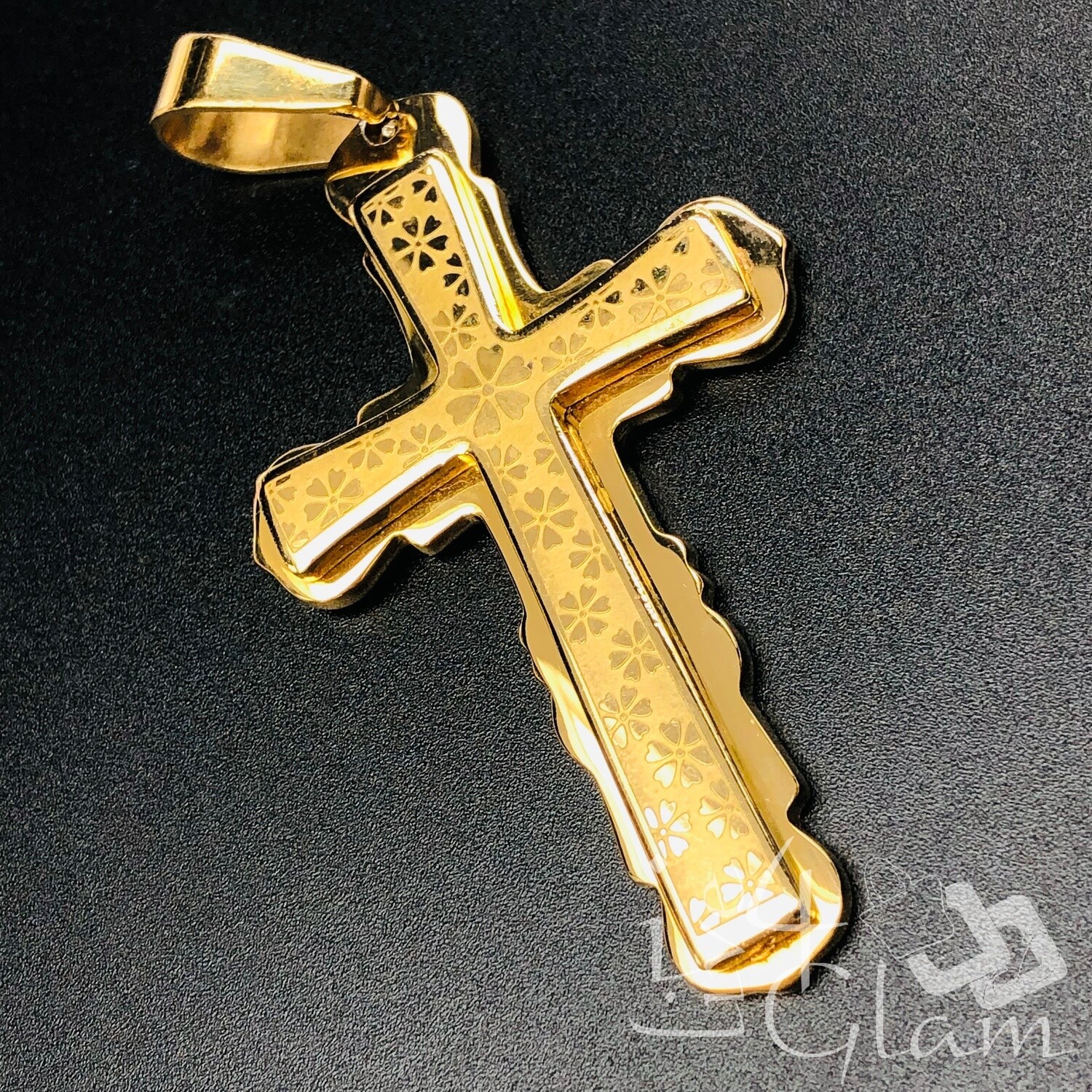 Stainless Steel 2D Large Clover Pattern Cross Pendant