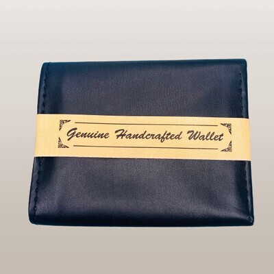 Men&#39;s Leather Bi-Fold Wallet