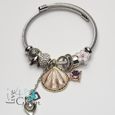 Stainless Steel Seashell Charm Bracelet