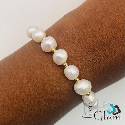 Genuine Pearl w Gold Bee Bracelet