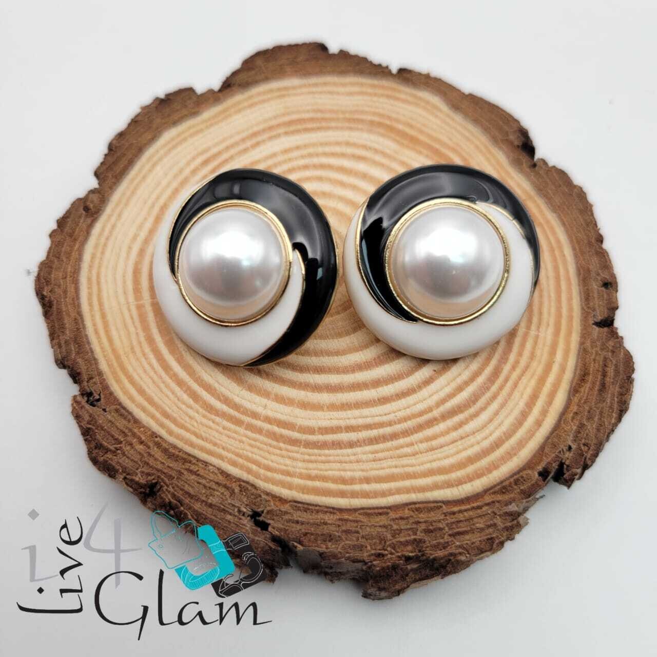 Fashion Black &amp; White Earring Pearl