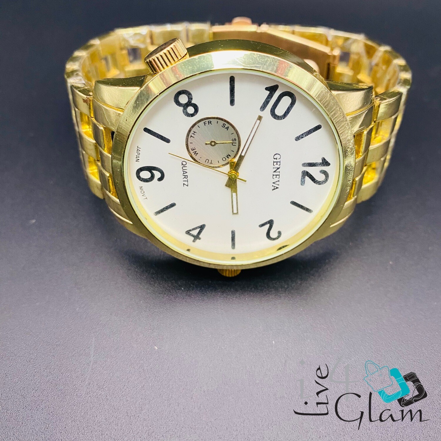 Large Face And Number Gold watch