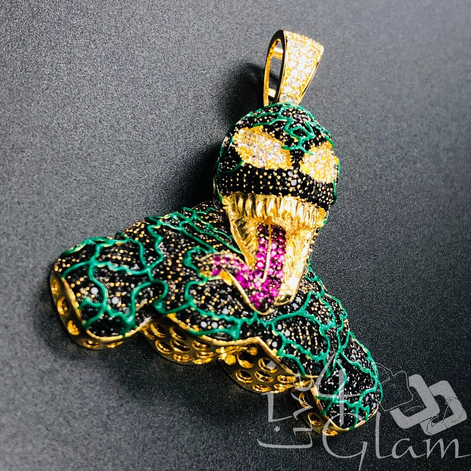 Fashion Venom Lizard pendant