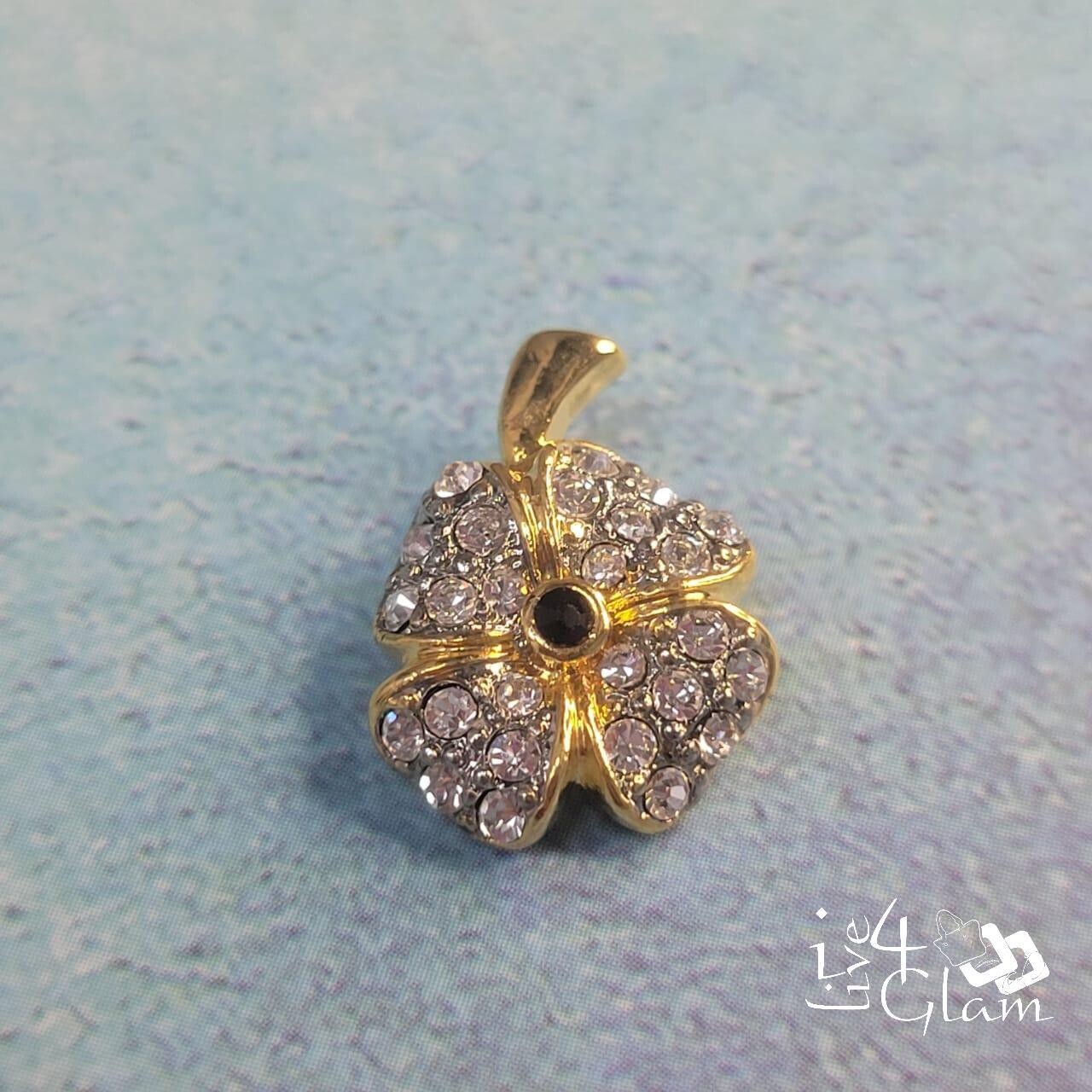 Clover Charm