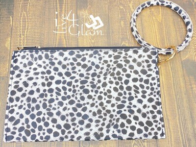 Wristlet w Keychain