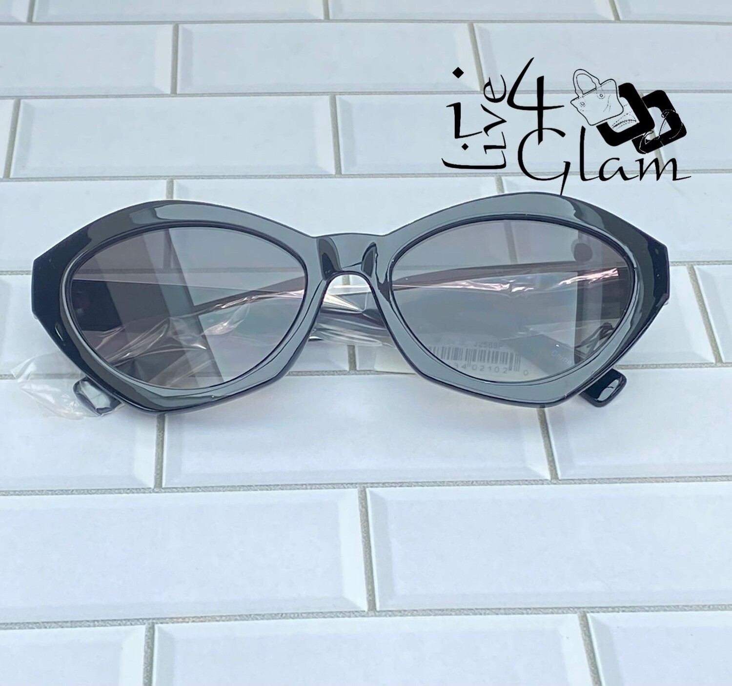 Oval Sunglasses , Color: Black