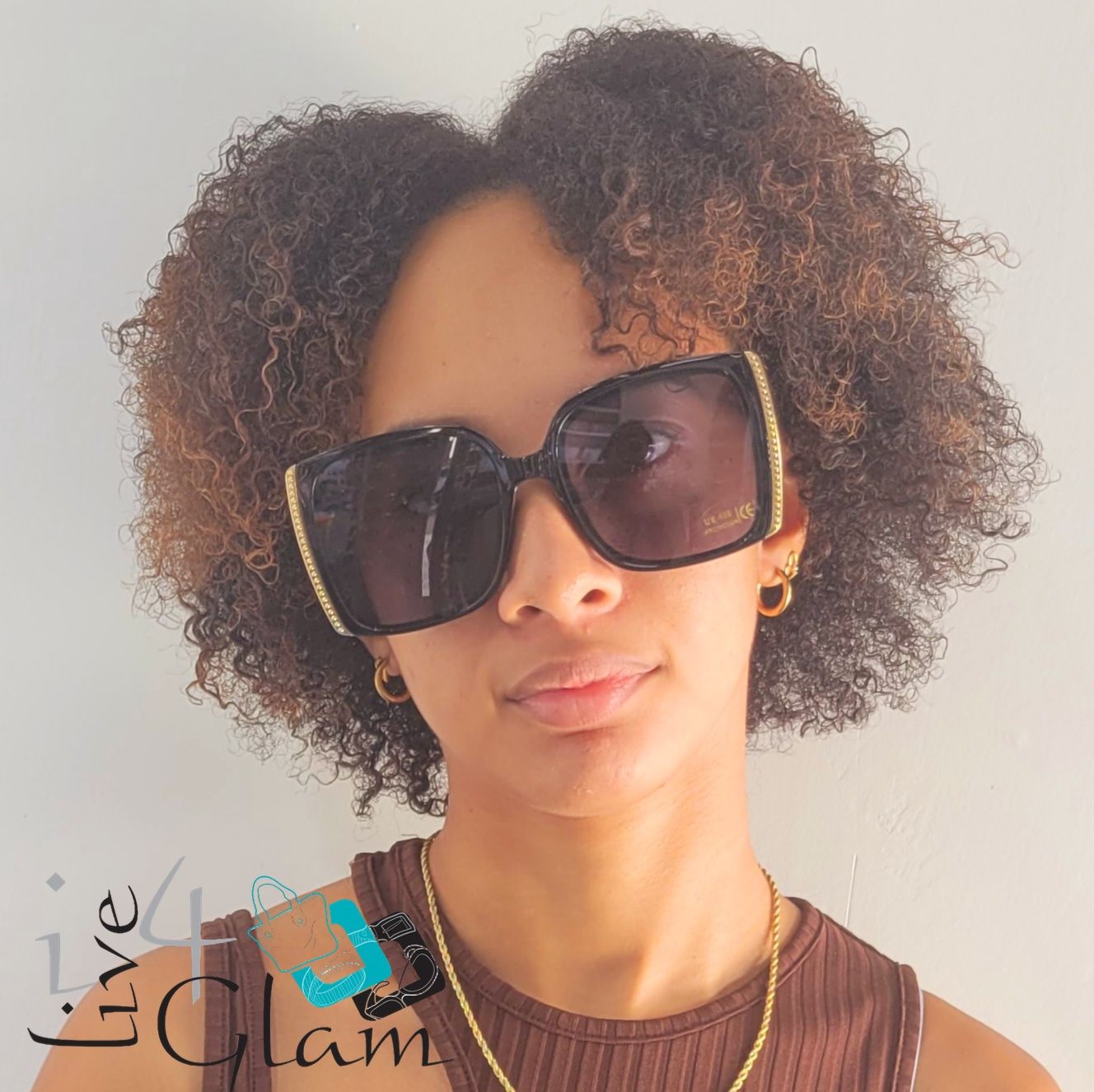 Sunglasses Square Gold Detail, Color: Black