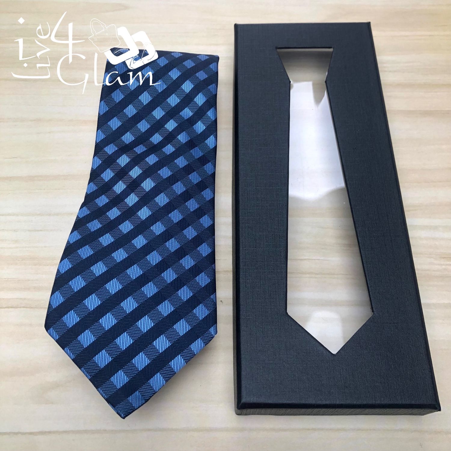 Men&#39;s Tie Dark Blue Plaid