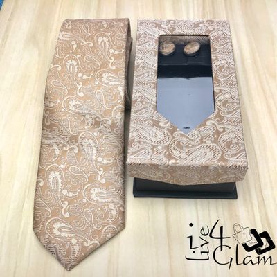 Men&#39;s Tie and Cuff Link Set Gold Pattern