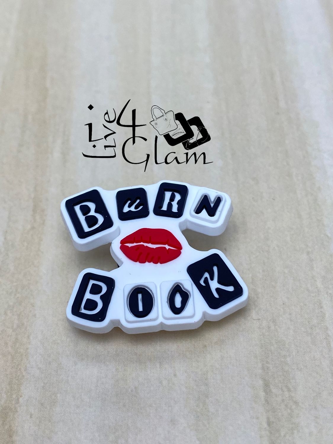 Mean Girls Jibbit, Style: Burn Book