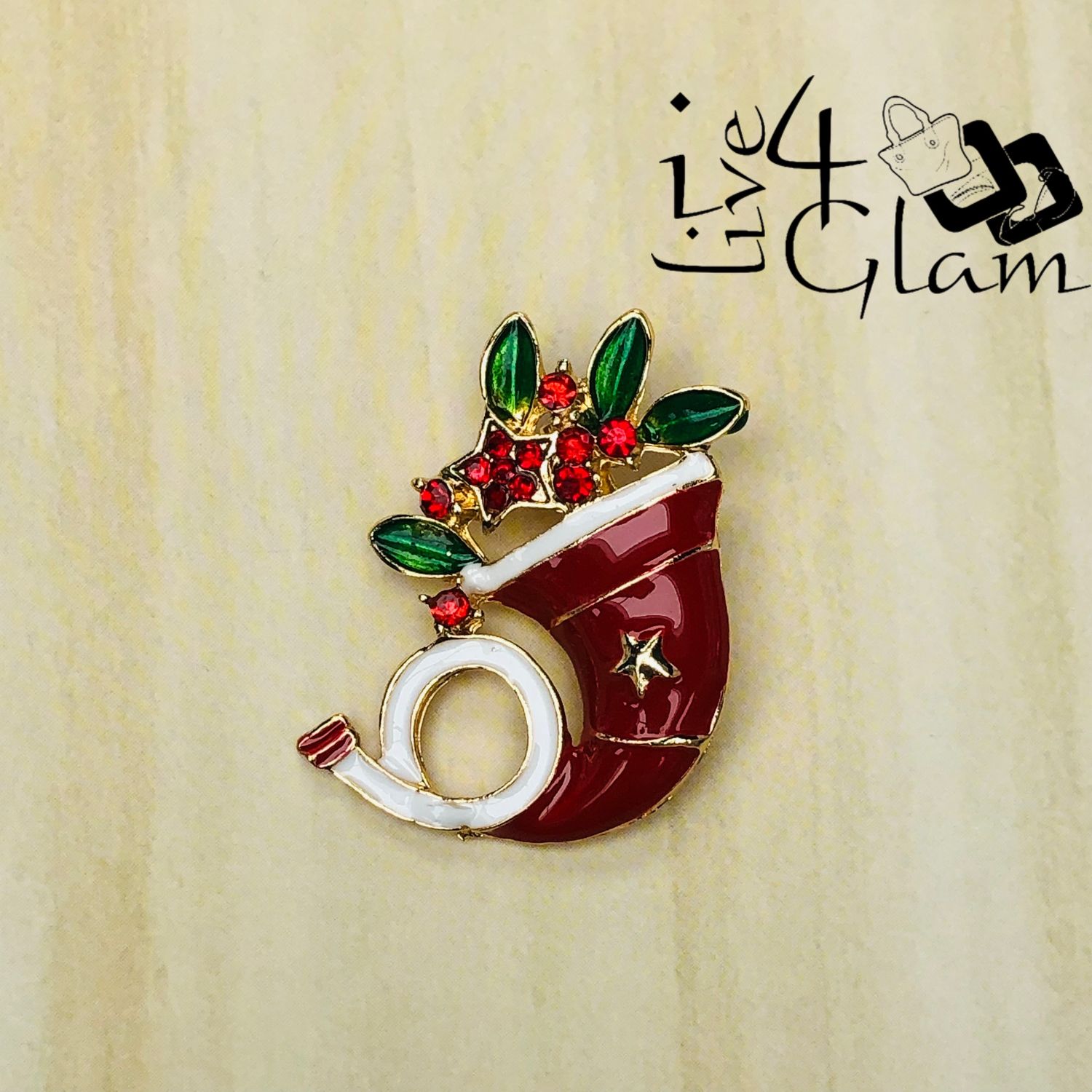 Christmas Broach Horn w Mistletoe