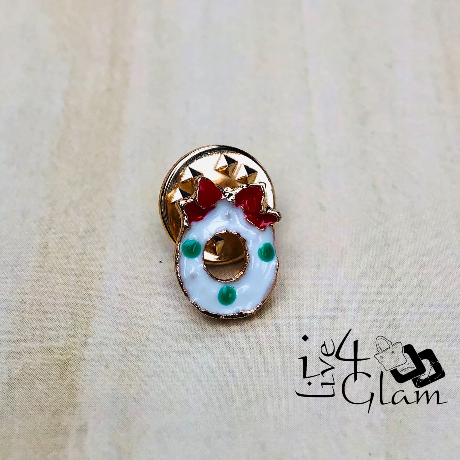 Christmas Broach White Wreath