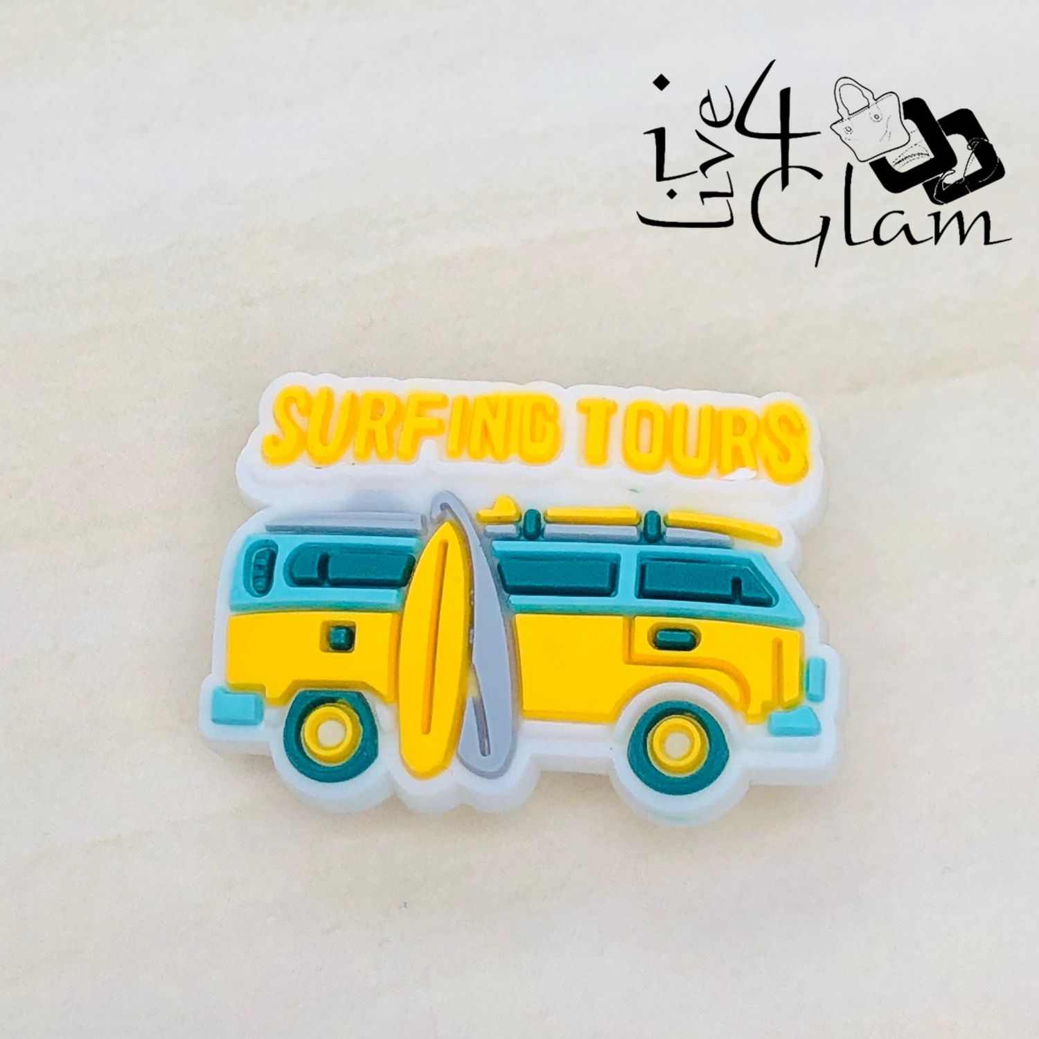 Surfing Jibbit, Style: Surfing Tours