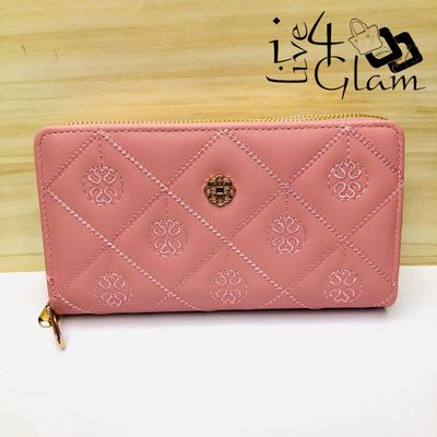 Quilted Pink Women&#39;s Wallet