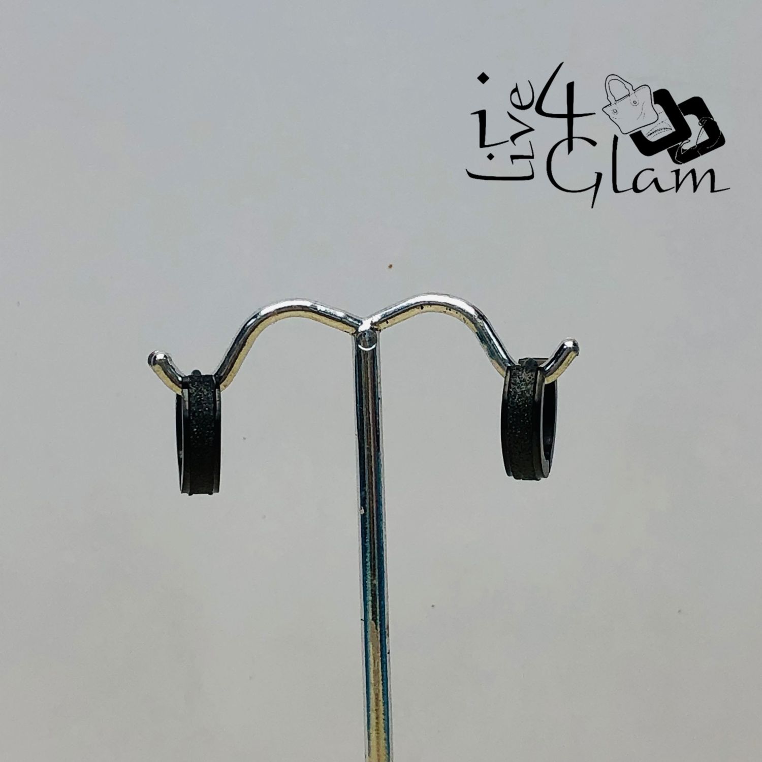 Fashion Hoop Black Tone 1.3cmx1.3cm