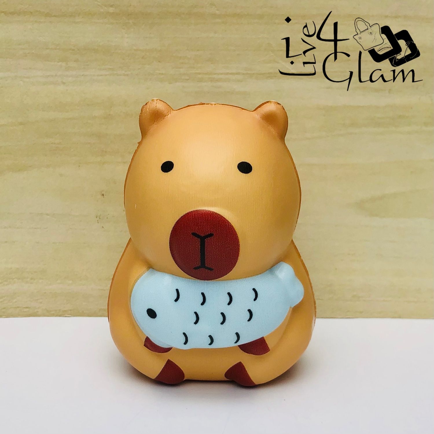 Capybara Squishy w Fish