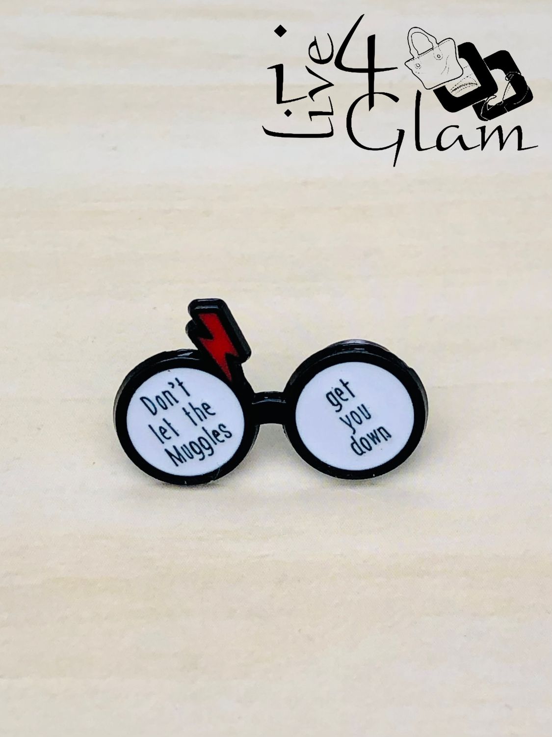 Enamel Pin Don't Let the Muggles