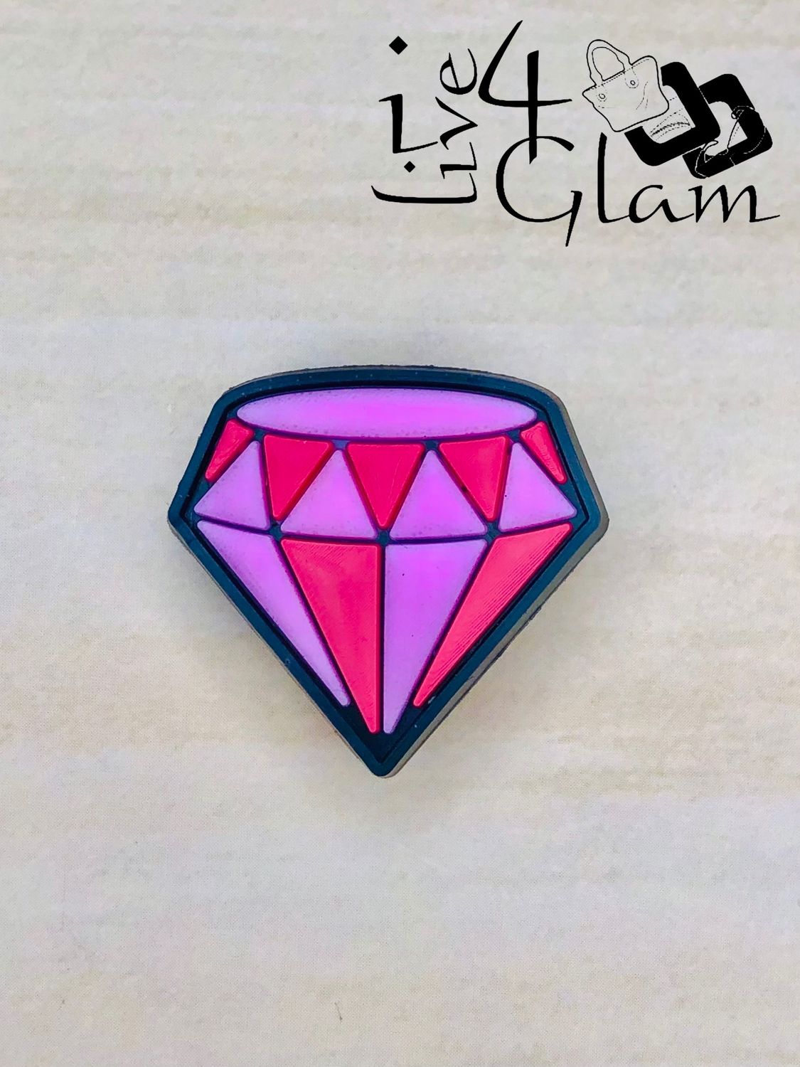 Pink Jibbit, Style: Diamond