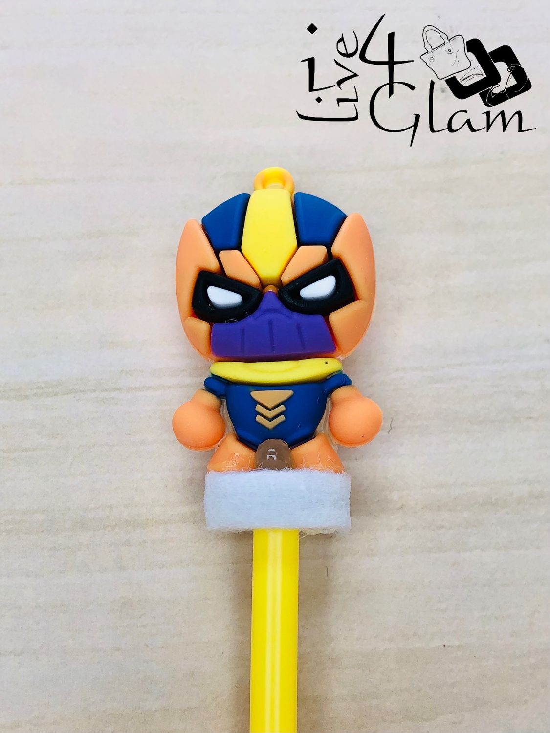 Character Pen Thanos