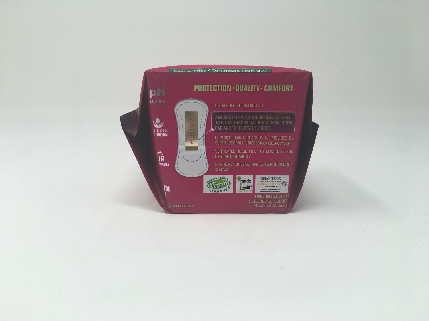 Genial Day Absorbent Liners 18 pads size 2