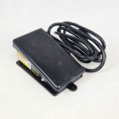 Foot Pedal, Momentary