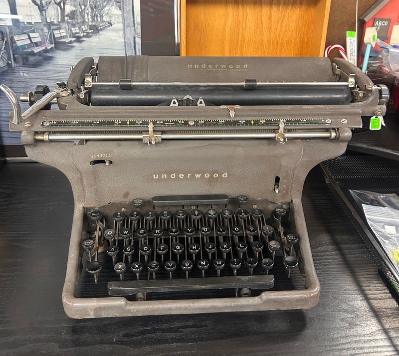 Vintage Underwood Typewriter