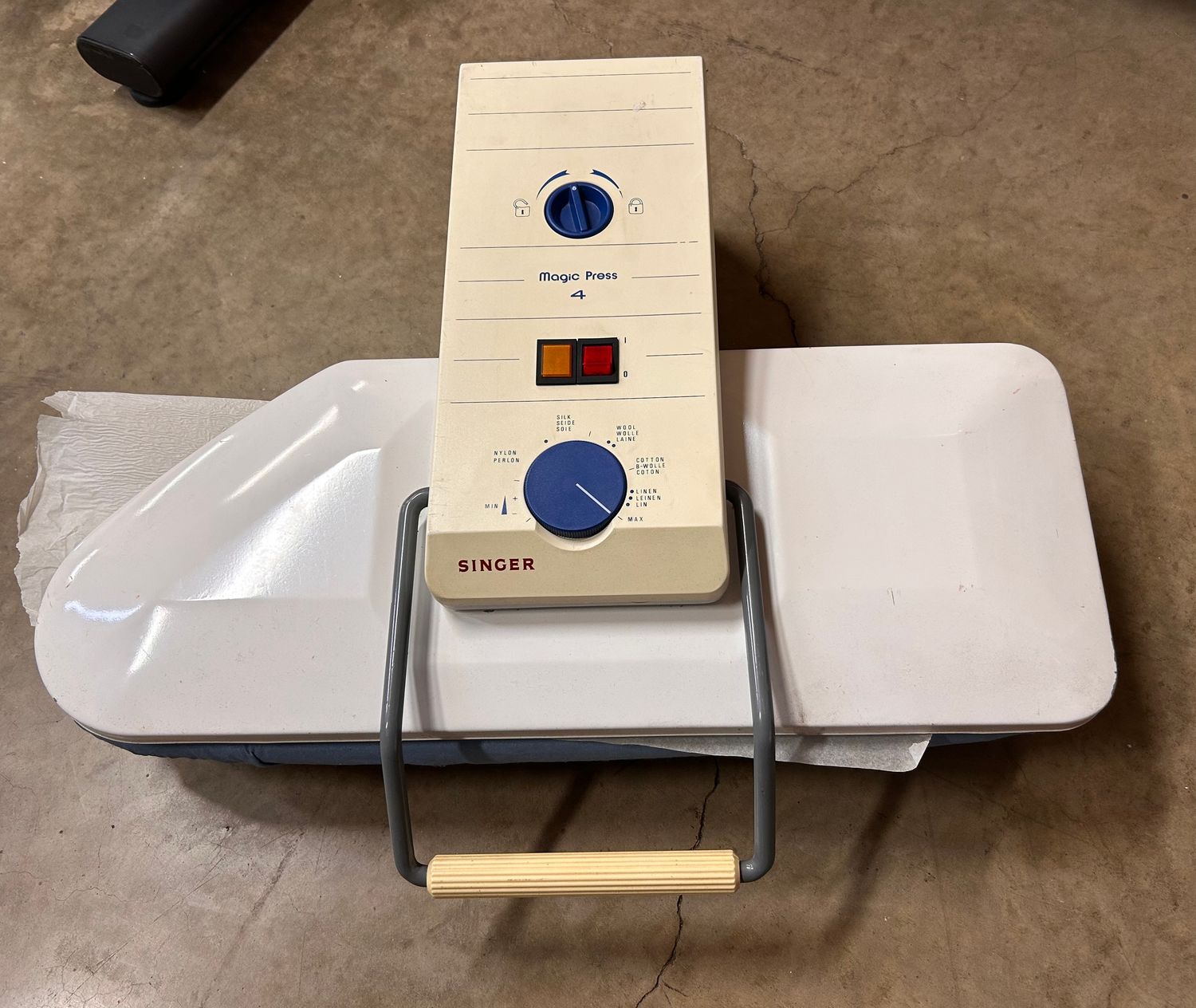 Singer MP-4 Magic Press Electric Clothing Iron