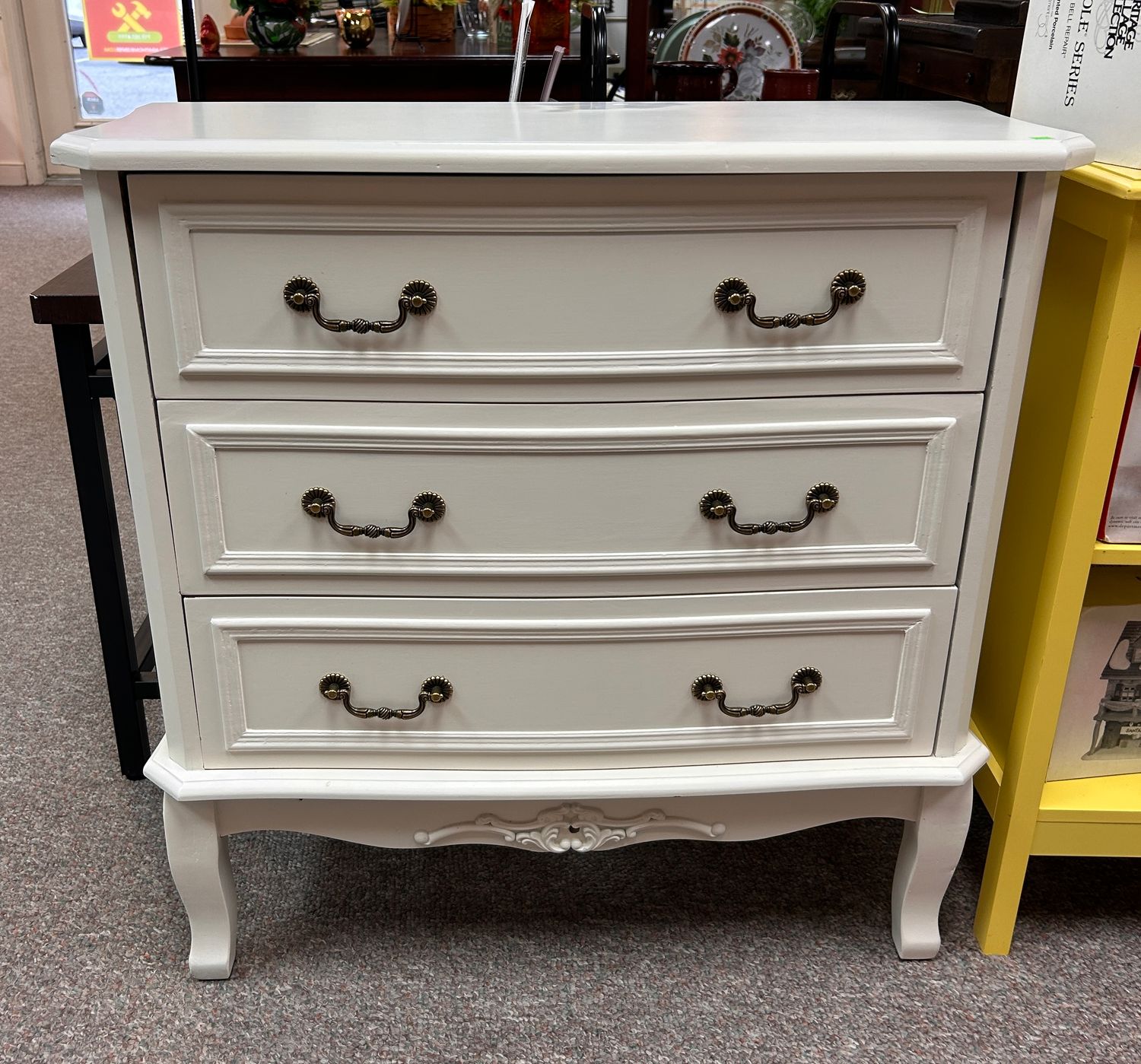 White French Style Chest of Drawers