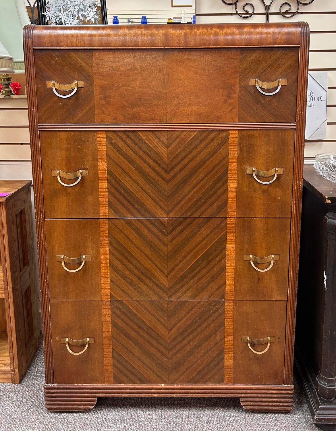 Vintage Waterfall 4 Drawer Dresser