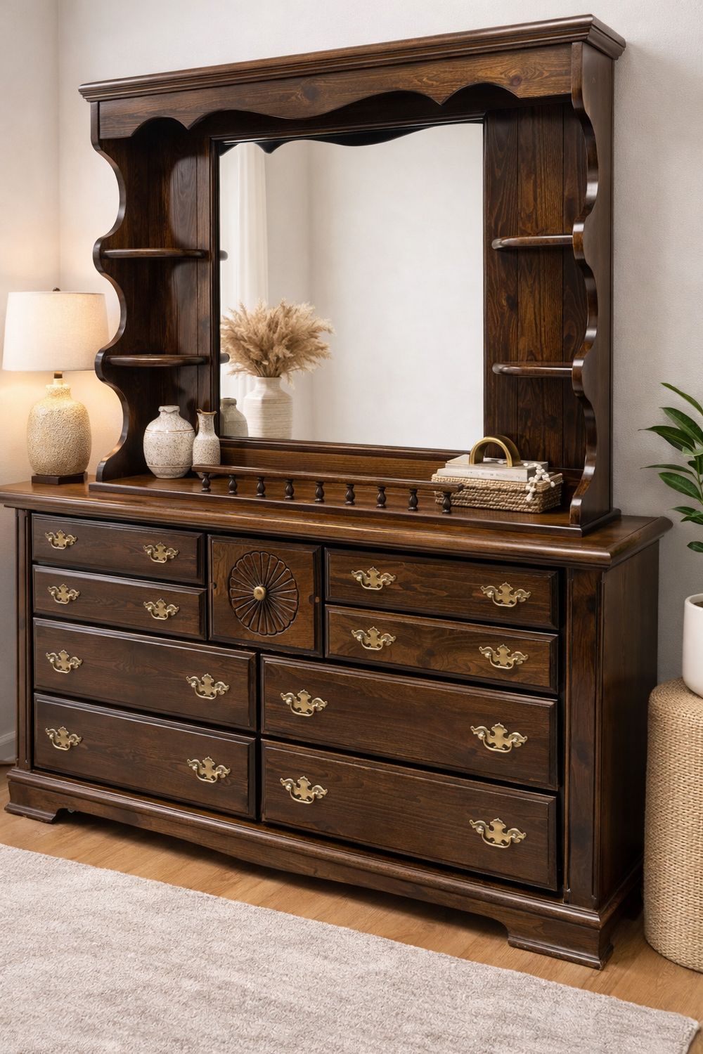 Old Tavern Style Hutch