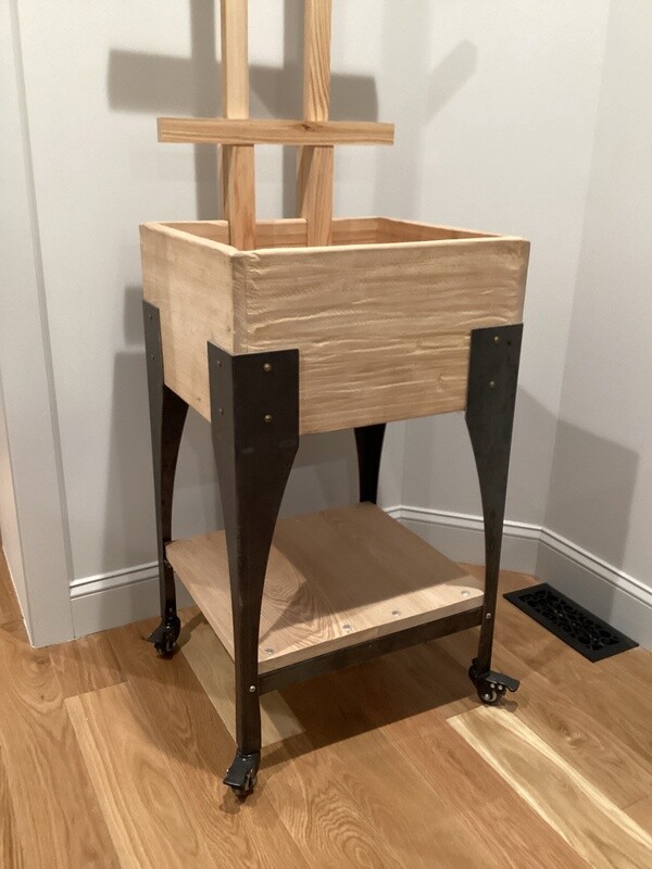 Cypress  (small) planter: ambra legs