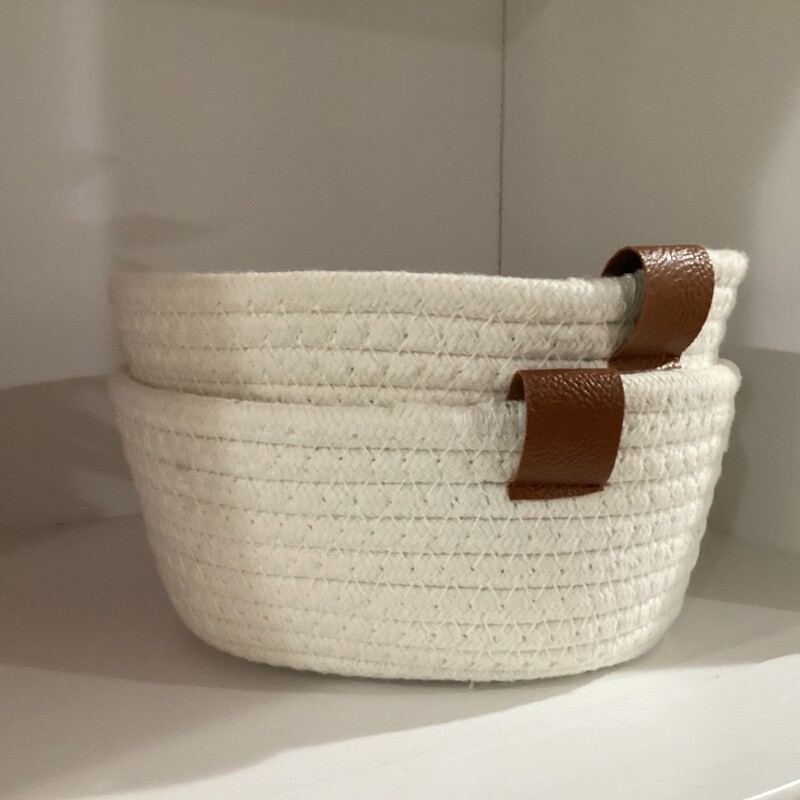 White Woven Cotton Rope Basket (round)