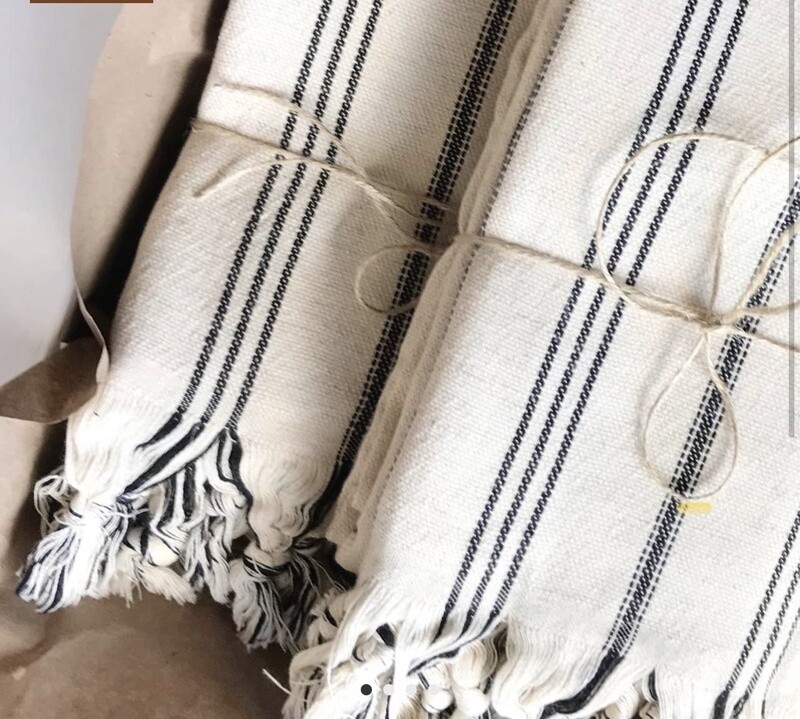 Natural Linen &amp; Cotton Throw