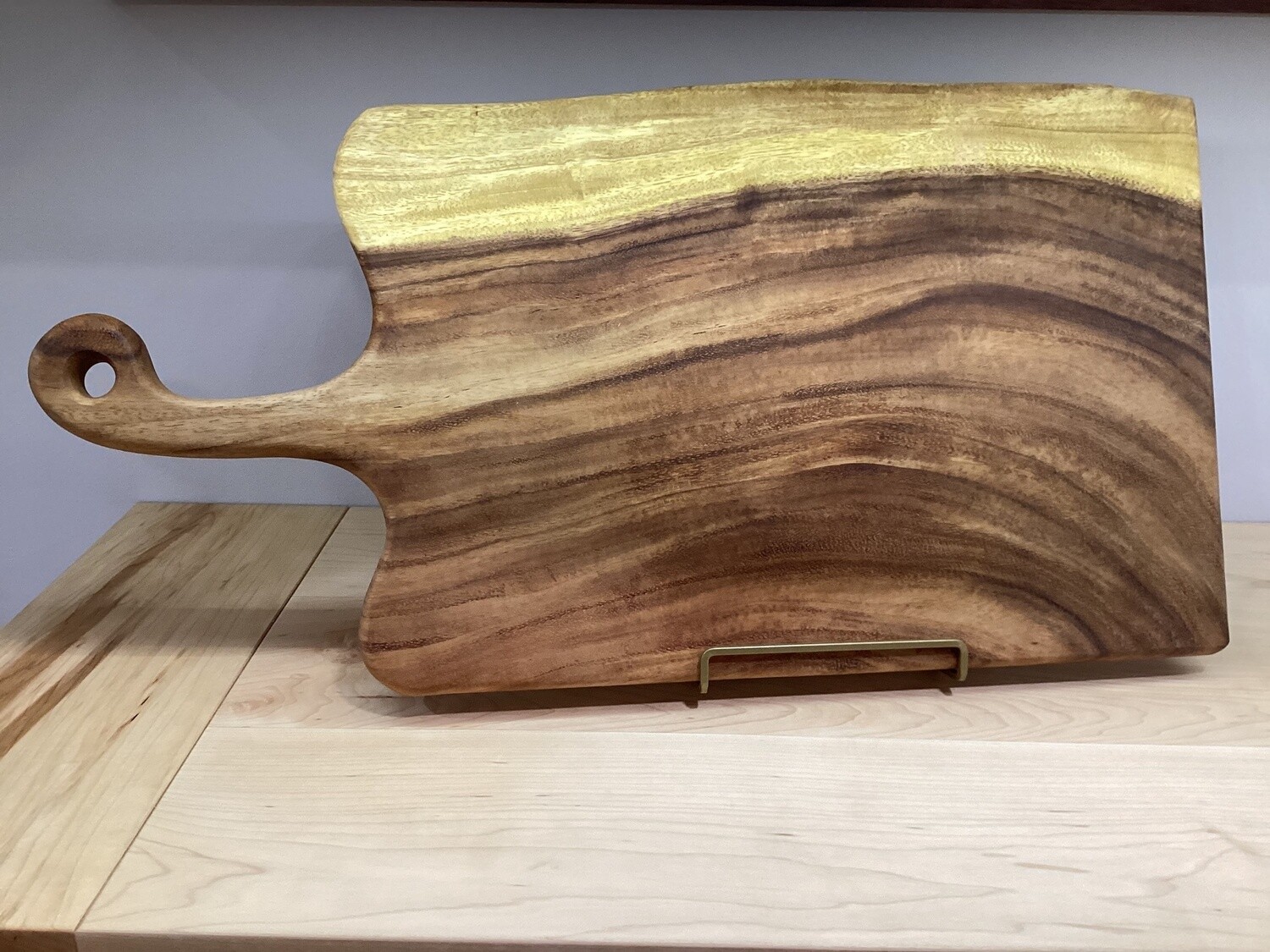 Large live edge board with handle