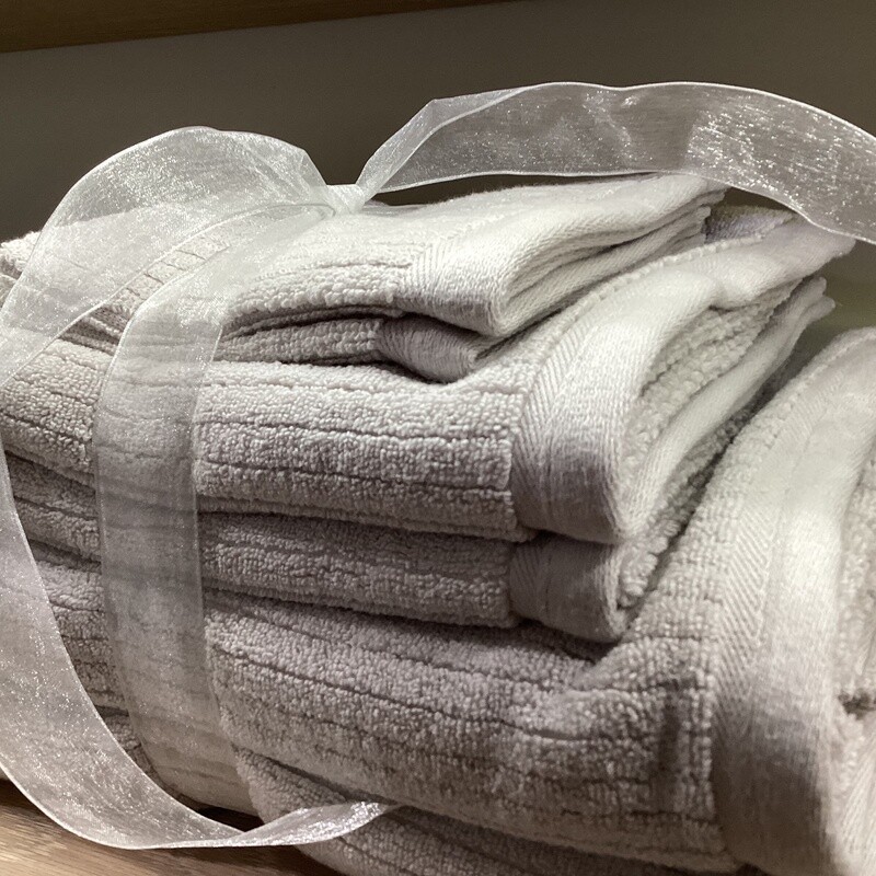 Empire Silver Bath Towel Set