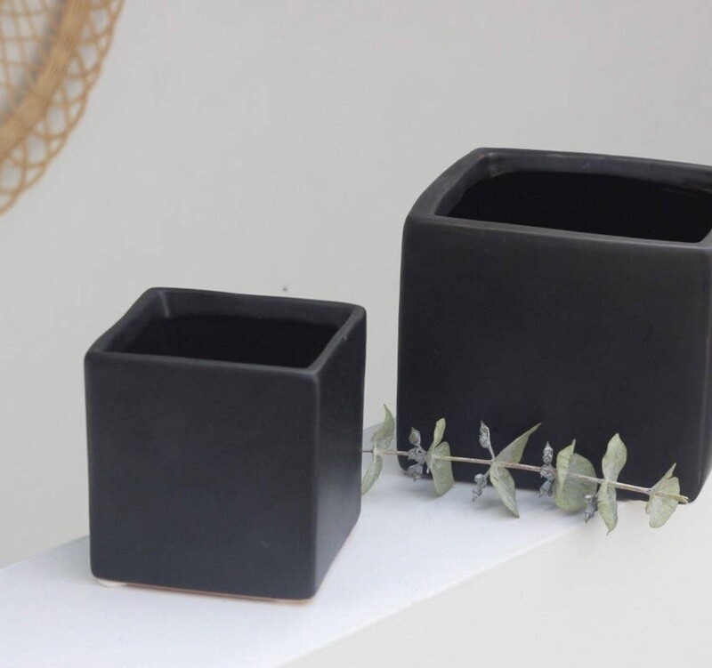 Matte Black (7&quot;) Ceramic Cube Planter