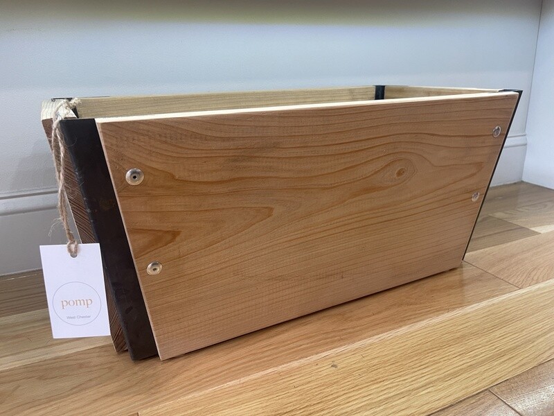 Pier Corner Cypress Planter 24&quot;
