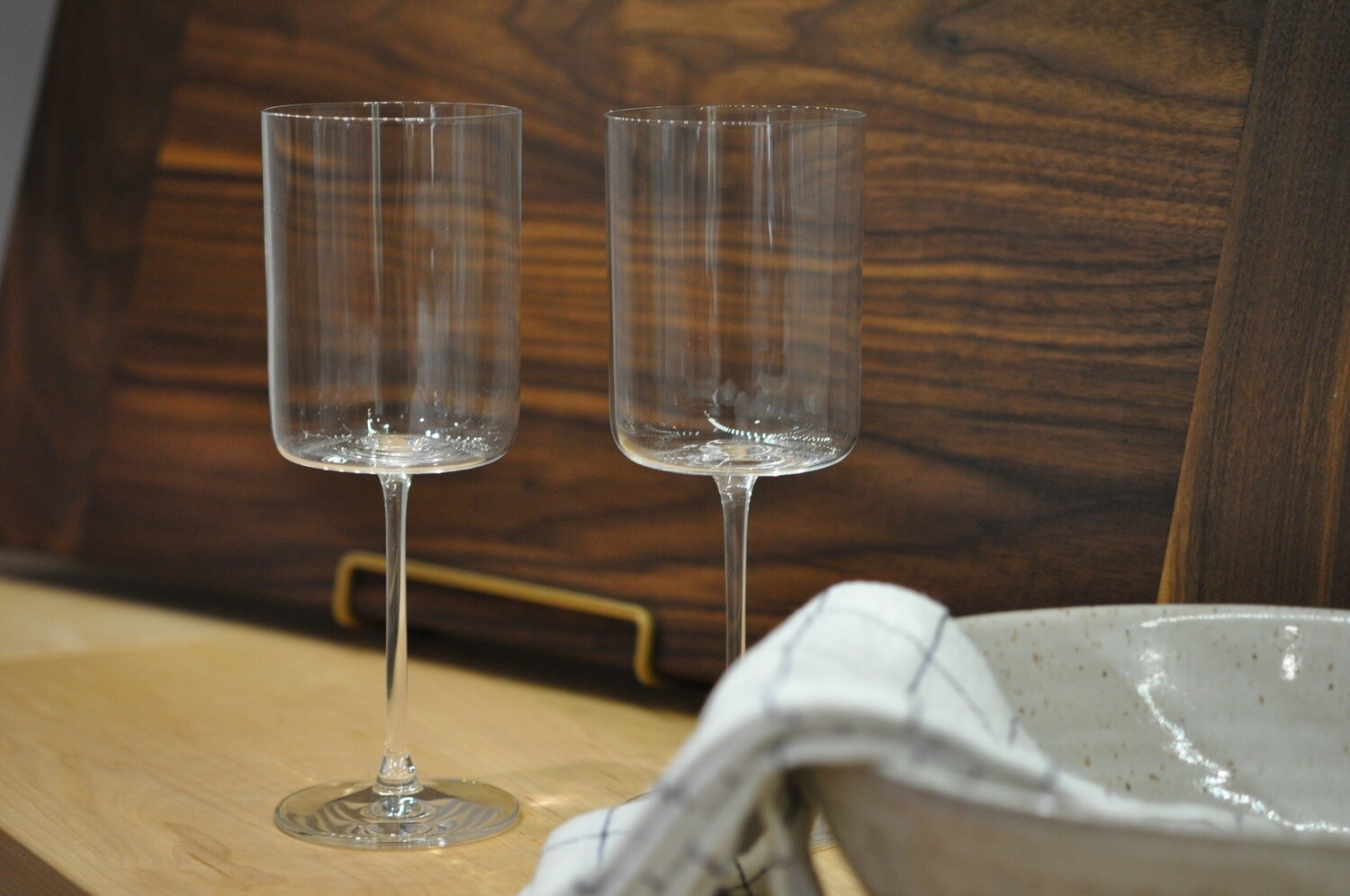 Mino 11 oz Wine Glass