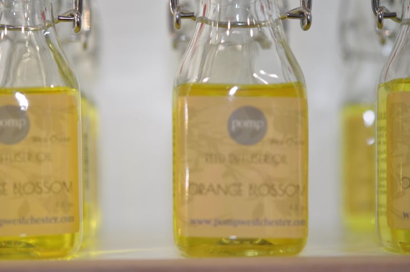 Reed Diffuser Refill: Orange Blossom