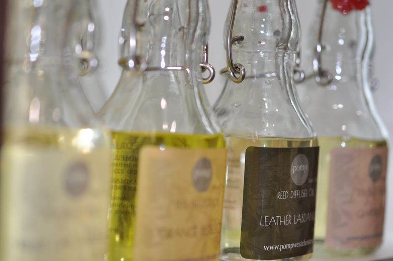 Reed Diffuser Refill: Leather &amp; Labdanum
