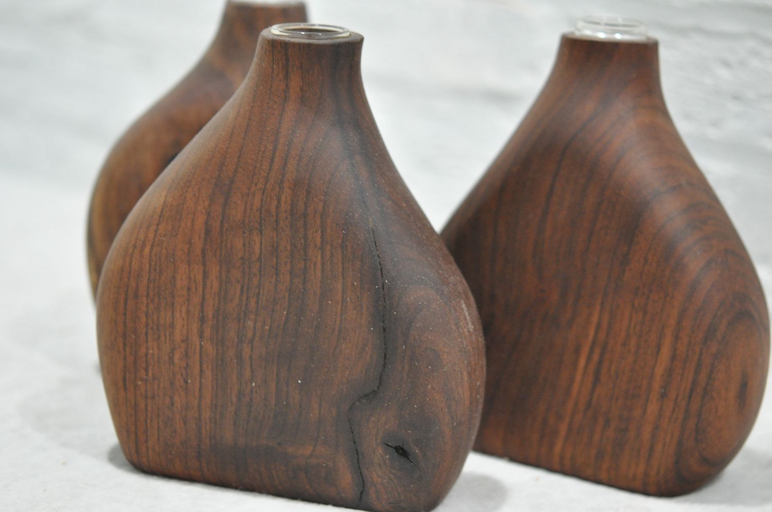 Sculpted Reed Diffuser Vessel /  Bud Vase, Size: XL, Wood Type: English Walnut