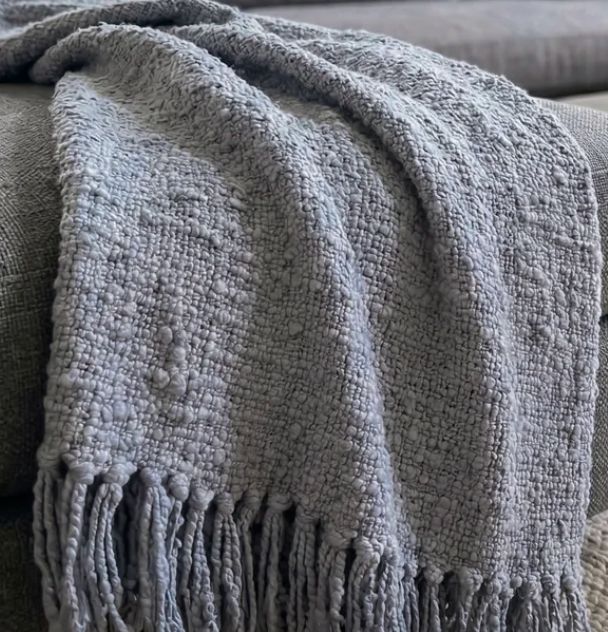 Boucle Throw