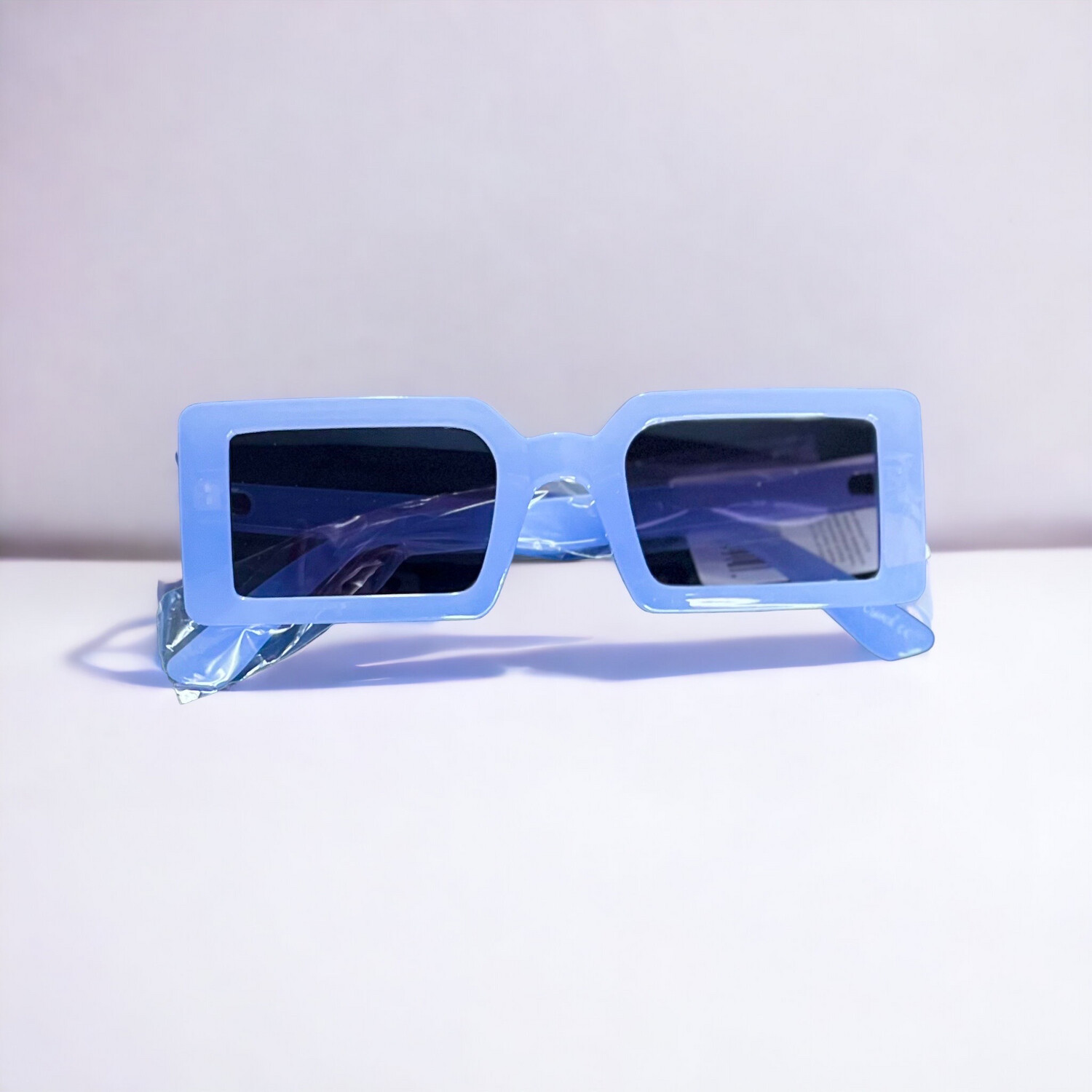 Light Blue Baddie Shades 🦋