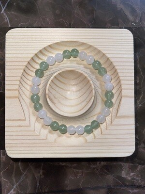 White Jade &amp; Green Aventurine Bracelet - 6mm